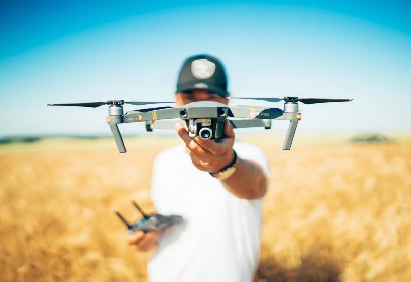 come-avviare-attivita-videomaker-con-droni