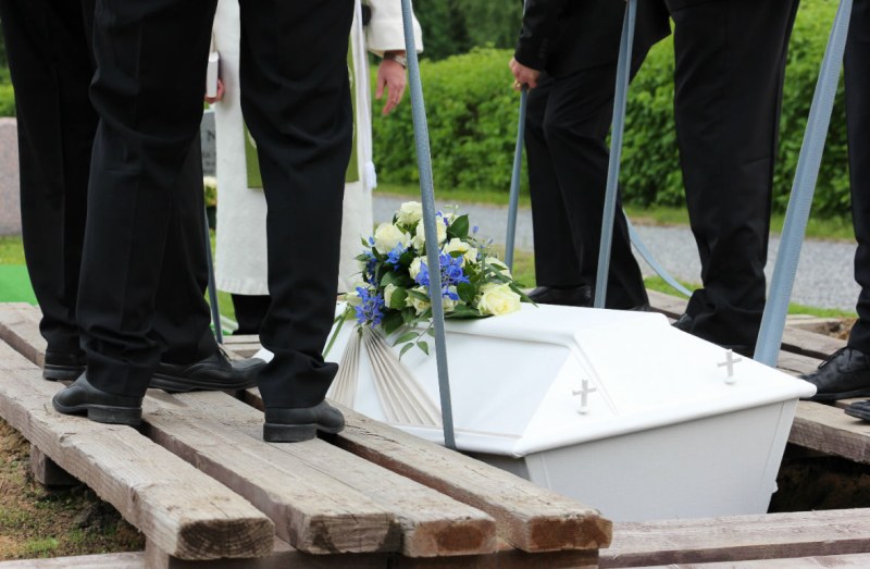 quanto-costa-un-funerale-con-inumazione